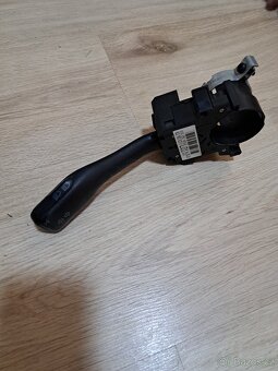 Náhradní díly na auto - 6