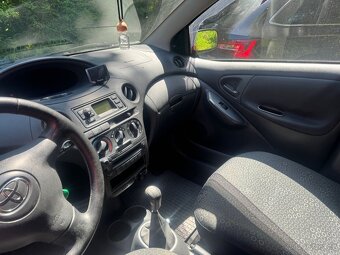 TOYOTA YARIS, 2004-benzín - 6