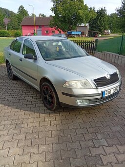 Prodám škoda Octavia 2, 1.6 75 kW, sedan, rok 2008, - 6