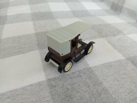 Modely aut - 6