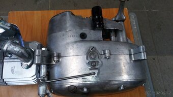 Motor Pionýr - 6