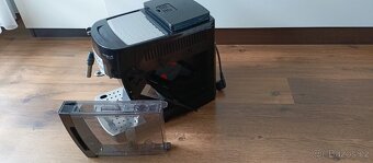 Automatický kávovar DeLonghi - 6