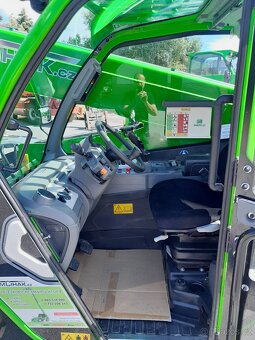 Teleskopický manipulátor MERLO P30.10ST 10m/3t - 6