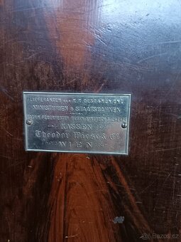 Trezor starožitný popelka - 6