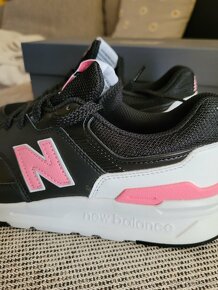 Nové dívčí dámské tenisky sneakersy zn. New Balance, vel. 37 - 6