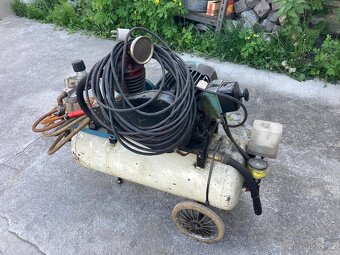 Prodám kompresor 1,1KW - 6