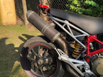 Ducati Hypermotard 1100S - 6