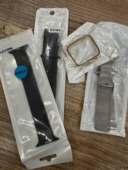 Apple Watch 6, 44mm - 6