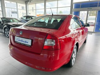 Škoda Octavia 1,2 1.MAJ,SERVISKA,ČR - 6