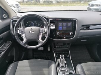 Mitsubishi Outlander 2.4 PHEV,4WD,LED,Kamera,Tažné - 6