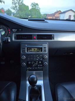 Volvo V70 III 2.4d - 6