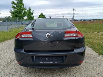 Renault Laguna 2.0 i 103 Kw 2012 - 6