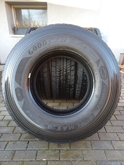 Goodyear 315/80 R 22,5 FuelMax D - 6