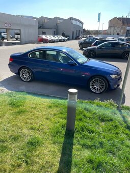 BMW 325d Coupe E92 - 6