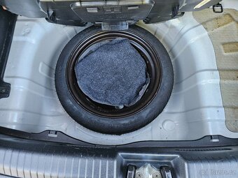 Hyundai i20 1,2 - 6