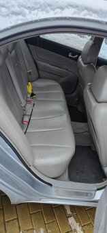 Hyundai Sonata - 6