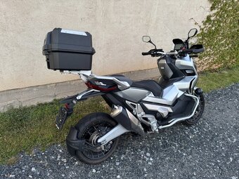 Honda X-ADV 750 - plná výbava, snížený posed - 6