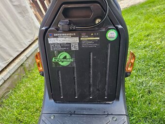 Elektrokoloběžka EcoWheel - 6