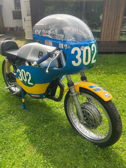 Husqvarna 250 závodní - 6