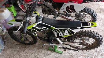 Pitbike Zuumav S3 125cc 17/14 manuál 4rychlosti + el start. - 6