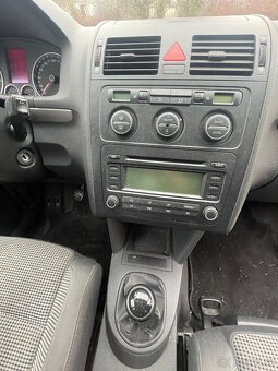 Touran Volkswagen 2.0 tdi - 6