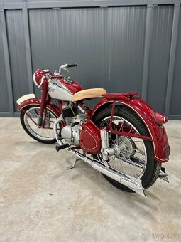 Jawa 250 pérák - 6