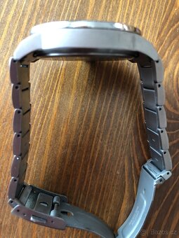Citizen Rádio Controlled Titanium - 6