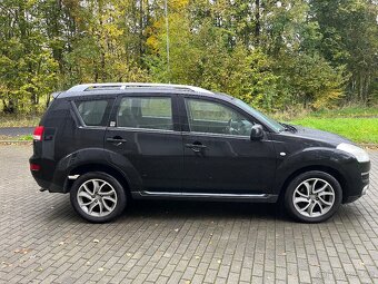 Citroen c-crosser 2.2 HDI 115 kW 4x4 nová STK super stav - 6