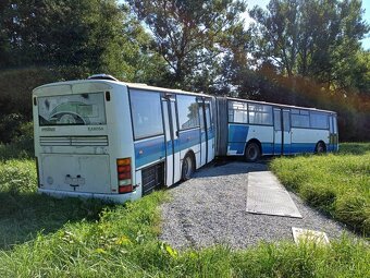 Velký autobus přestavbě na rekreační objekt - 6