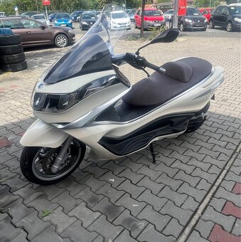 Piaggio X10 500 Executive ABS - 6