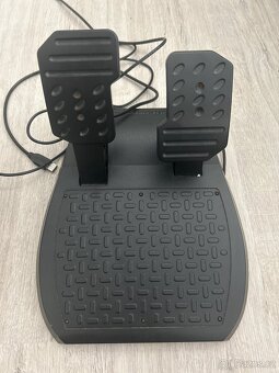 Herní volant s pedály - 6