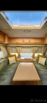 Prodám Karavan - Pojezd - Pevná postel - 4 lůžko - 6