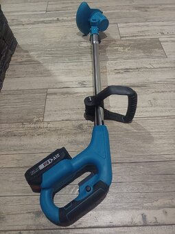 Nový elektrický křovinořez 2 baterie - 6