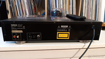 YAMAHA CDX-930 Stereo CD Player / Příslušenství - 6