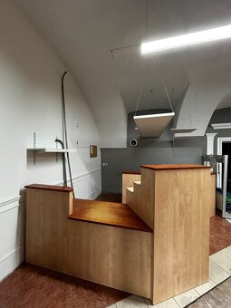 Prodejní pult + PC pracoviště / recepce do obchodu - 6