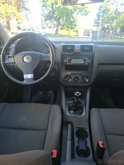 Volkswagen Golf 5 1.4 59kw , rok : 2008 - 6