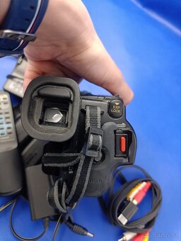 Videokamera Canon UC-X45hi (čtěte popis) - 6