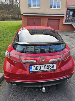 Honda Civic 8 - po velkém servise, nová STK, tažné zařízení - 6