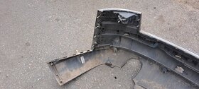 Zadni naraznik viko kufru audi A8 4E D3 - 6