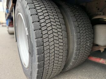 Iveco Eurostar 6x2 - 6