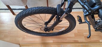 Horské kolo Specialized Rockhopper 29", vel. S - jako NOVÉ - 6