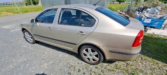Octavia 2 na opravu nebo ND, 1.6FSI 85kW - 6