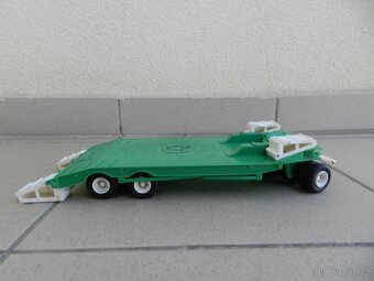 PODVALNÍK P32 - ITES r. 1980 - ČSSR - 6