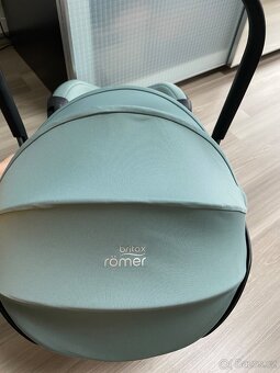 Britax Römer Baby Safe 5Z2 - 6