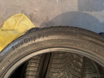 215/45R17 - 6