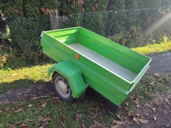 Přívěsný vozík - rok výroby 1984 - zelená barva - 6