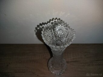 Broušená vázička 21 cm - 6