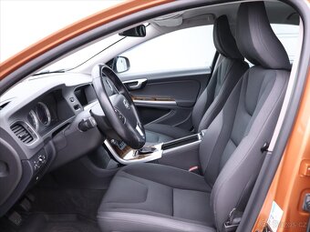 Volvo S60 2,0 T 149kW Xenon Navi (2010) - 6