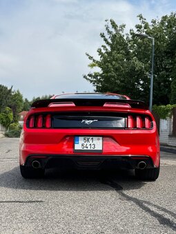 Ford Mustang - 6