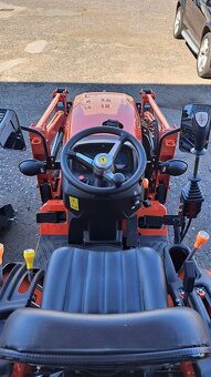 Malorraktor Tauros HX 26Z s čelním nakladačem - 6
